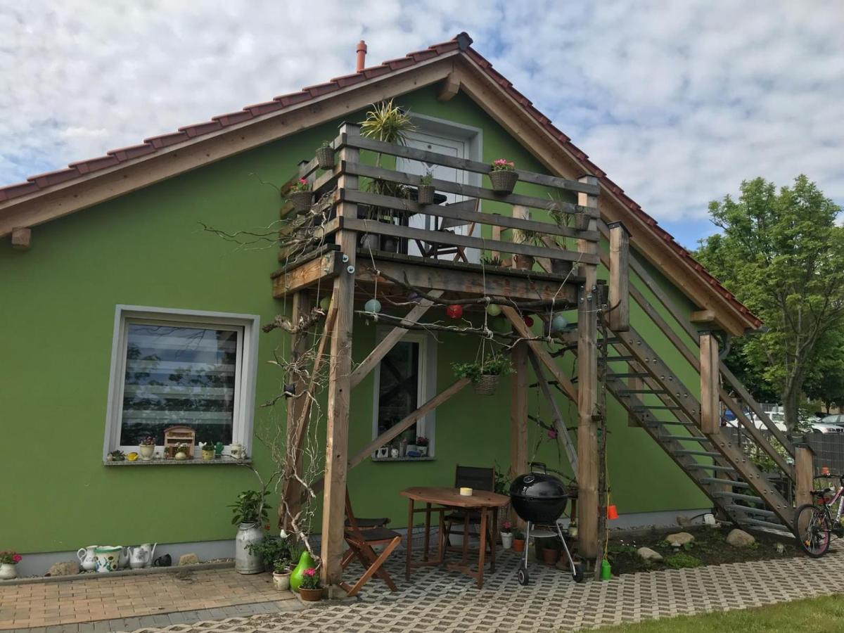 Gartenlaube Thale Buitenkant foto