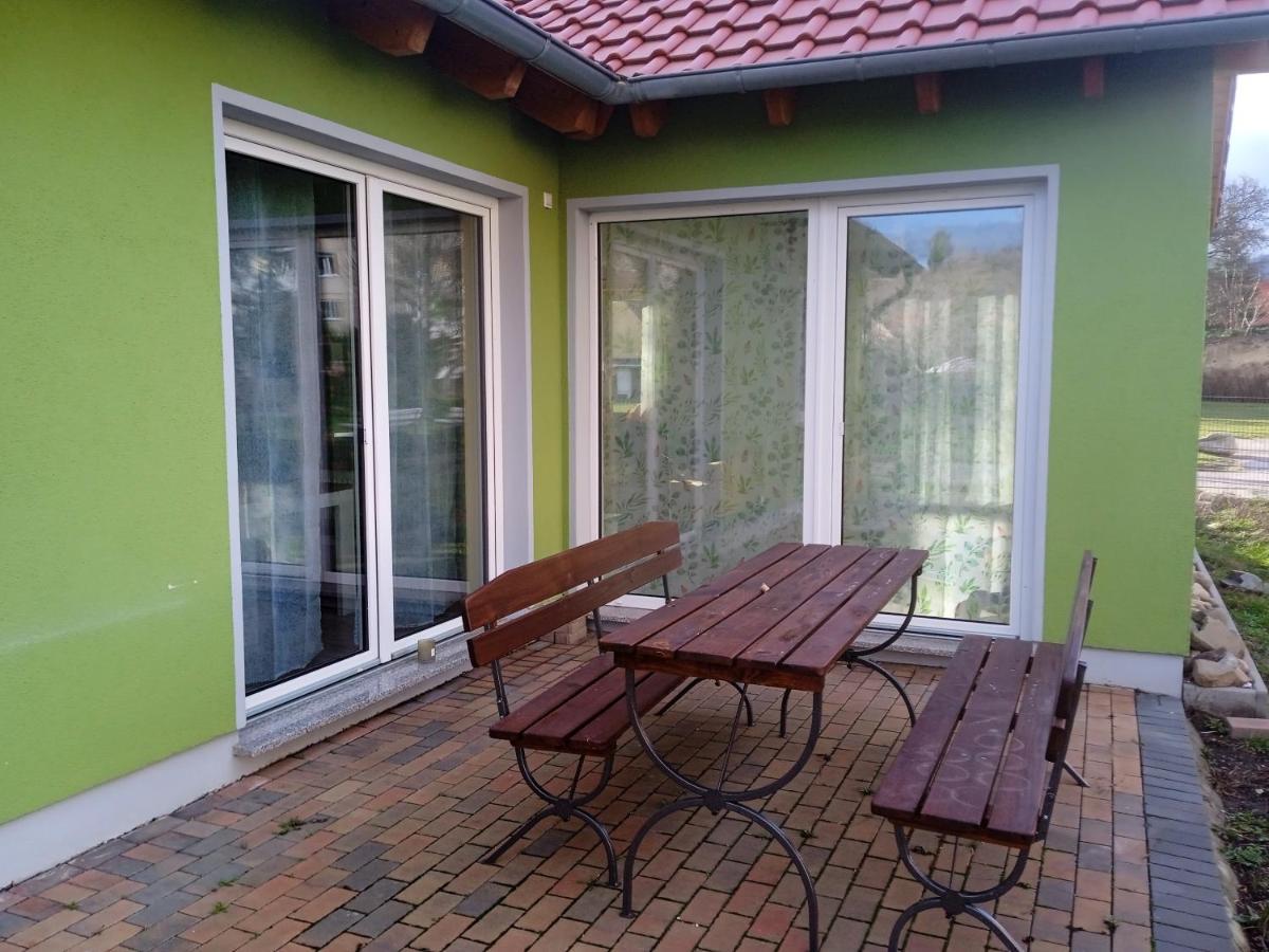 Gartenlaube Thale Buitenkant foto